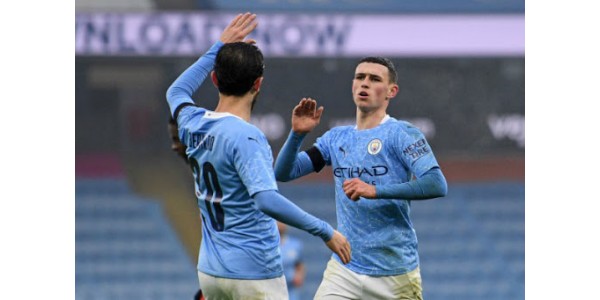 Manchester City poprvé v této sezóně postoupil mezi nejlepší čtyři v Premier League